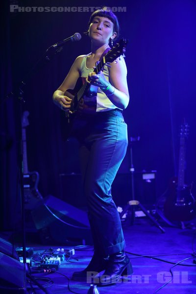 FLORA HIBBERD - 2022-07-12 - PARIS - Point Ephemere - 